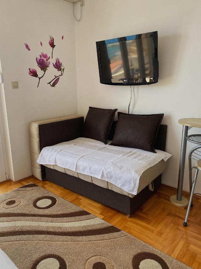 Apartments Bellevue - Otasevic 헤르섹 외부 사진